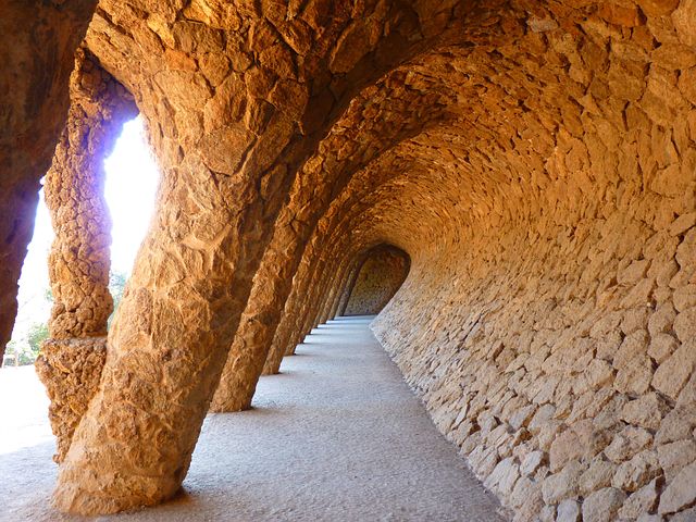 park-guell-5236__480